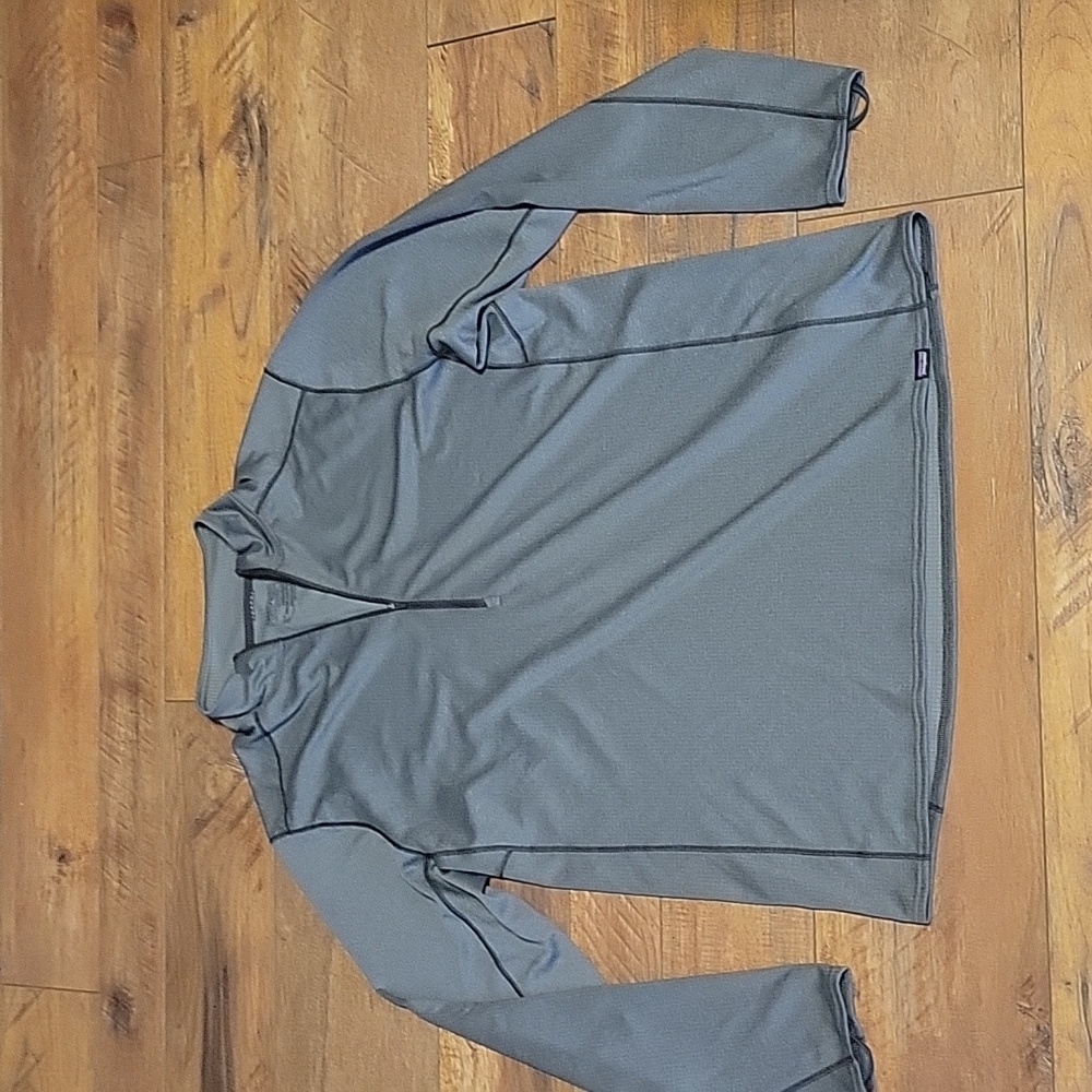 Men's sz XL Patagonia midweight capilene baselayer gray